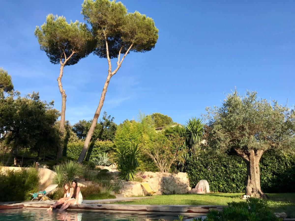 Villa L'Ensoleillee Roquefort-les-Pins Exteriör bild