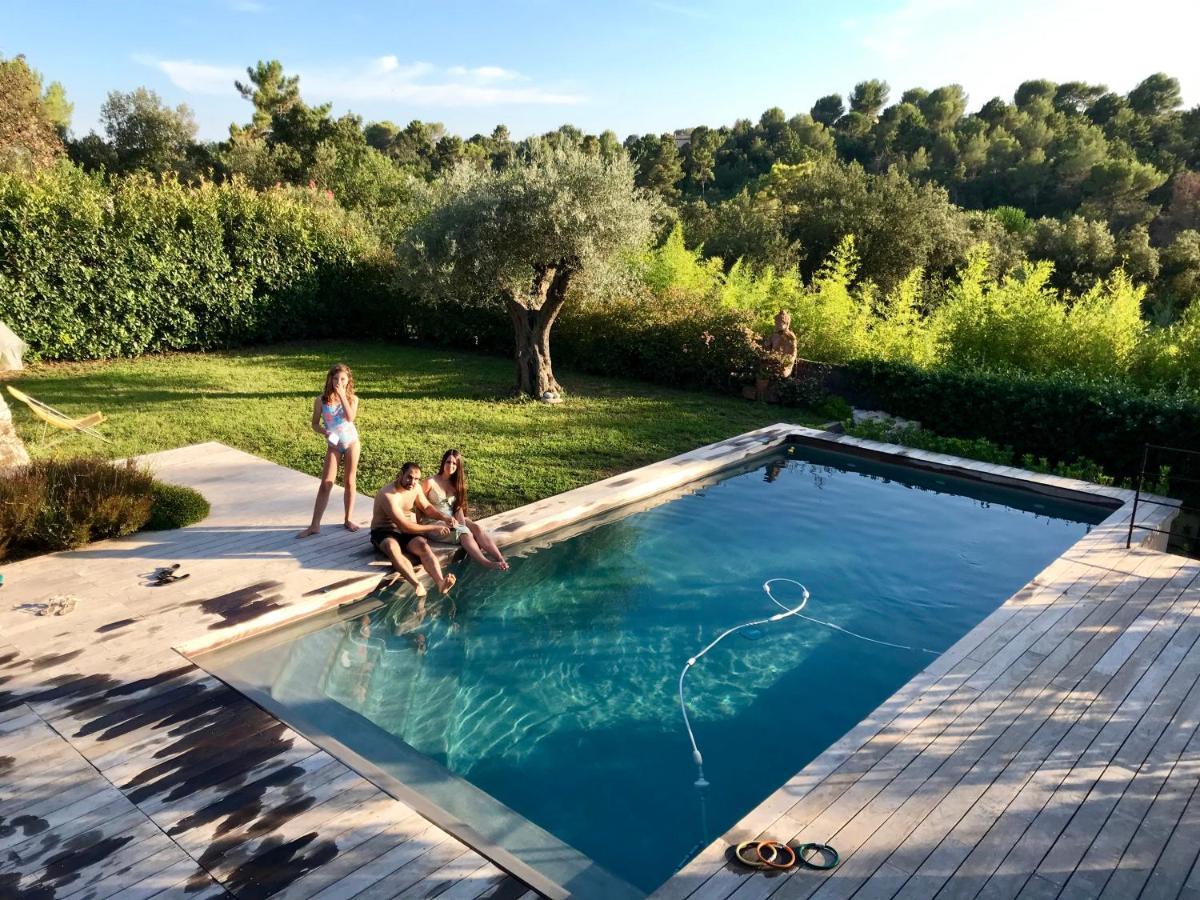 Villa L'Ensoleillee Roquefort-les-Pins Exteriör bild